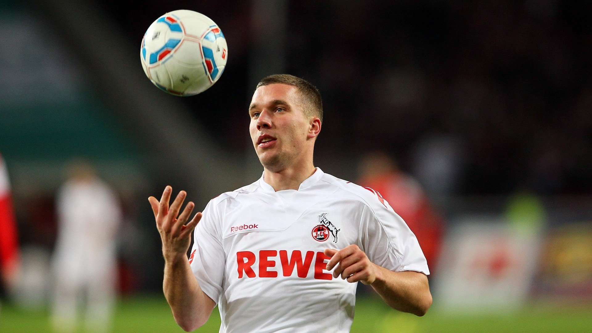 “一触即发：决赛倒计时，冠军只差一步之遥”，比赛一触即发是什么意思