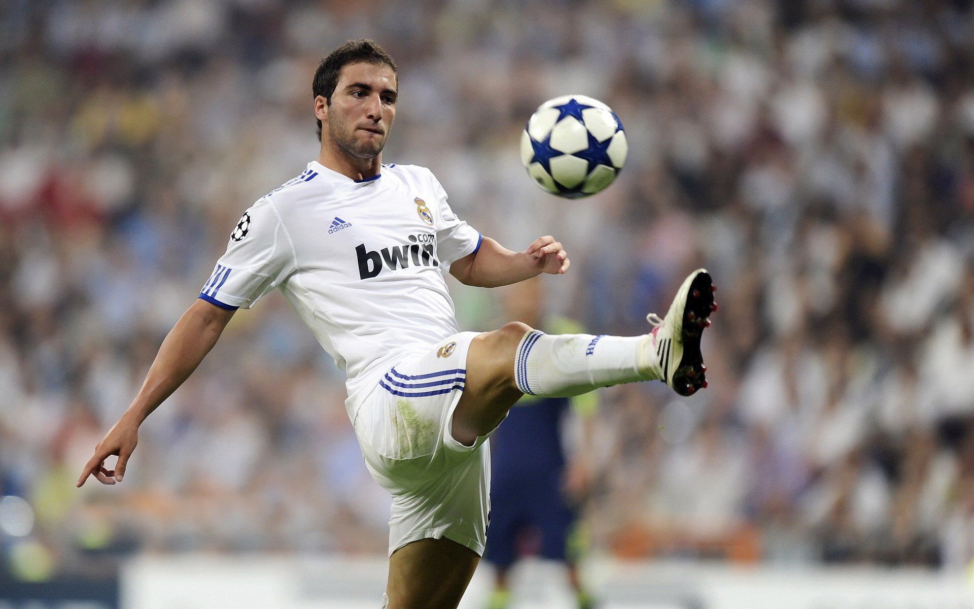 意甲赛场看到的最精彩过人技巧，意甲精彩进球集锦