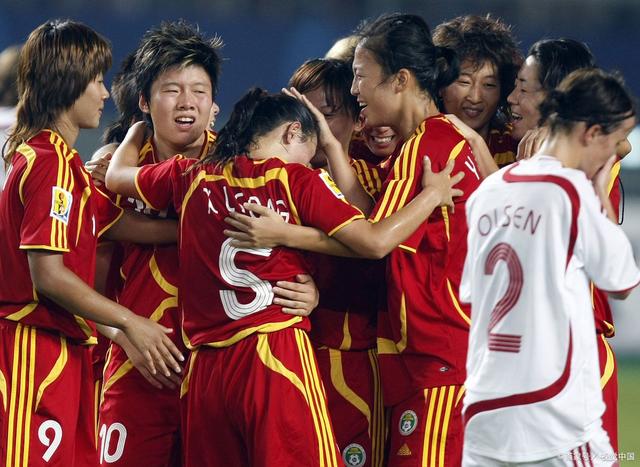 AYX SPORTS-包含爱游戏体育:中国女足世界杯首战：对阵实力强劲的对手，能否取得开门红？的词条